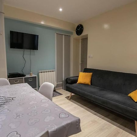 Studio Place De La Barre Le Cosy Apartment Macon Ngoại thất bức ảnh